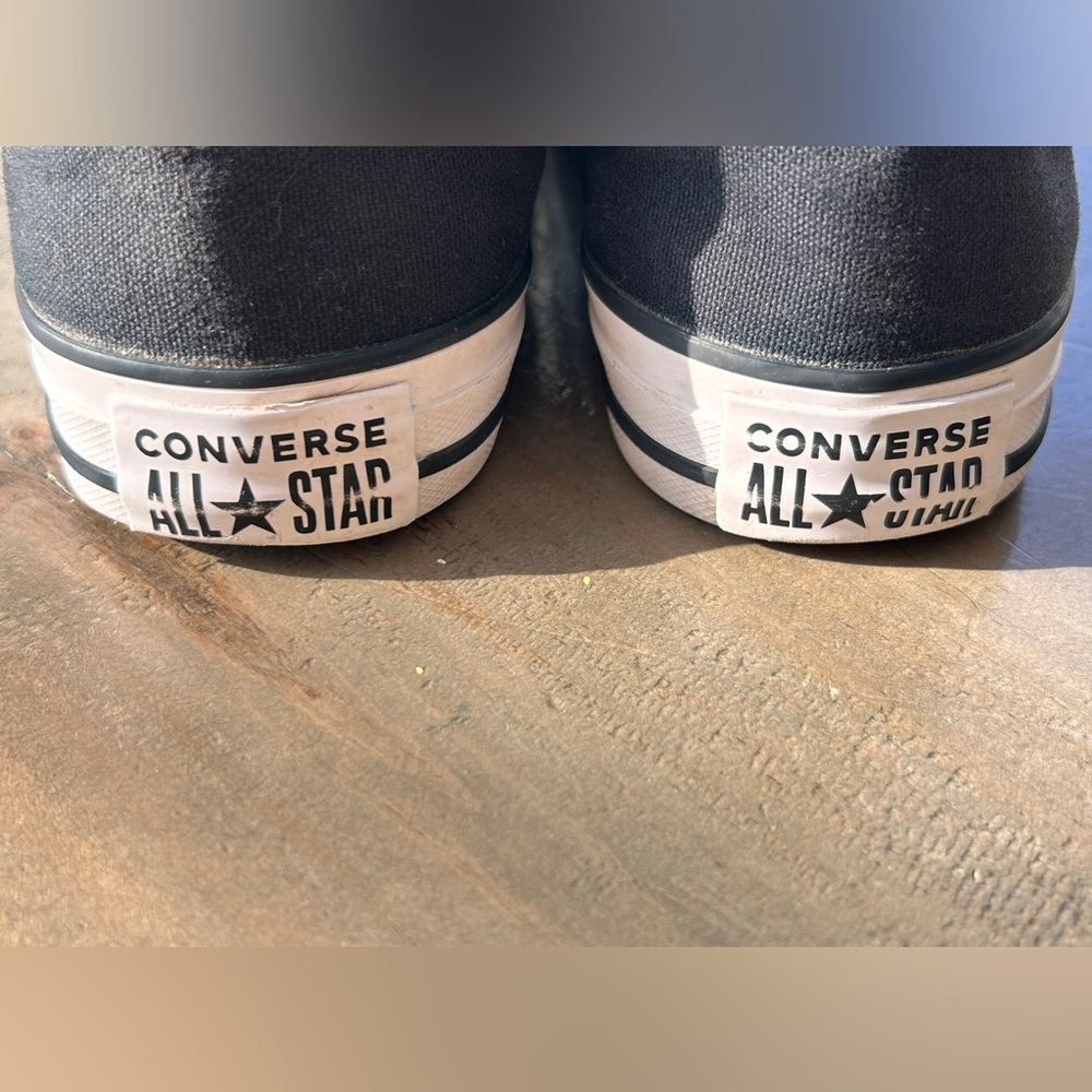 CLASSIC CONVERSE LOW TOP CASUAL SHOES - Picture 5 of 6